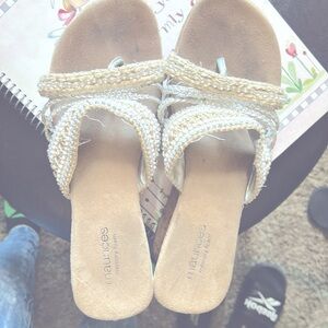 Maurice’s memory foam wedges used, but in great condition size 7